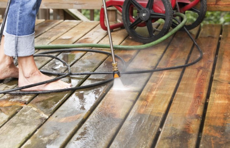 How to Clean a Deck